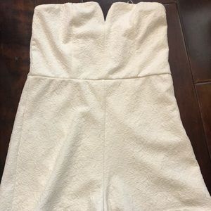 Foreign exchange Strapless romper